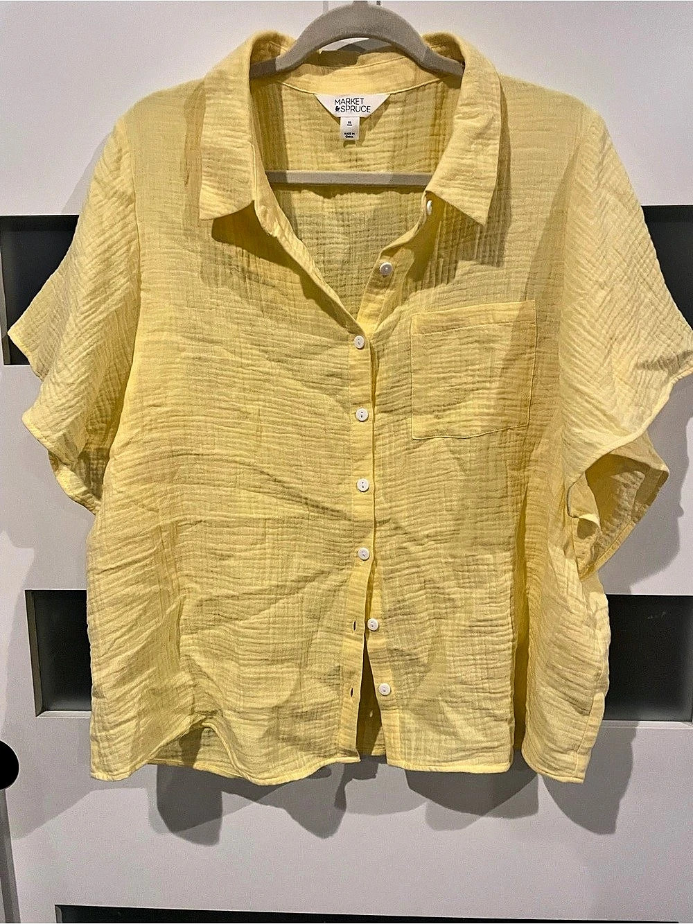 Market & Spruce Yellow Button Down Shirt XL
